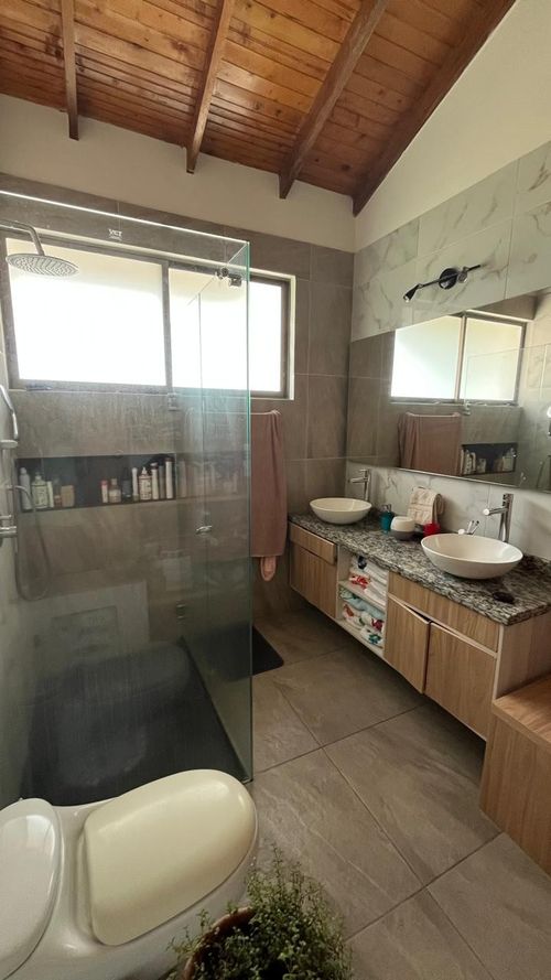 Casa de 5 alcobas en venta en Tribunas Corcega, Pereira, 327 m² · foto 17 de 19