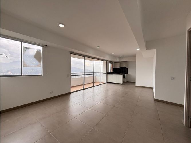 Apartamento de 2 alcobas en arriendo en Las Lomitas, Sabaneta, 80 m² · foto 4 de 15