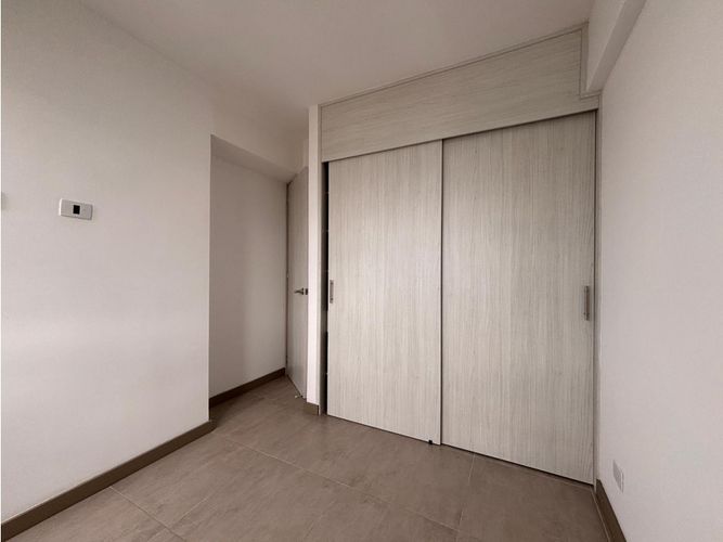 Apartamento de 2 alcobas en arriendo en Las Lomitas, Sabaneta, 80 m² · foto 10 de 15