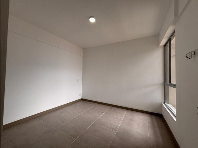 Apartamento de 2 alcobas en arriendo en Las Lomitas, Sabaneta, 80 m² · foto 11 de 15