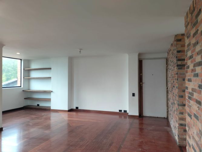 Apartamento de 2 alcobas en arriendo en El Poblado, Medellín, 183 m² · foto 4 de 17
