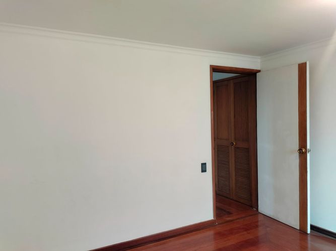 Apartamento de 2 alcobas en arriendo en El Poblado, Medellín, 183 m² · foto 14 de 17