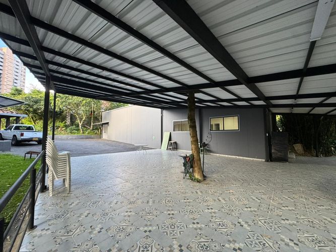 Local en arriendo en Camino Verde, Envigado, 400 m² · foto 4 de 10