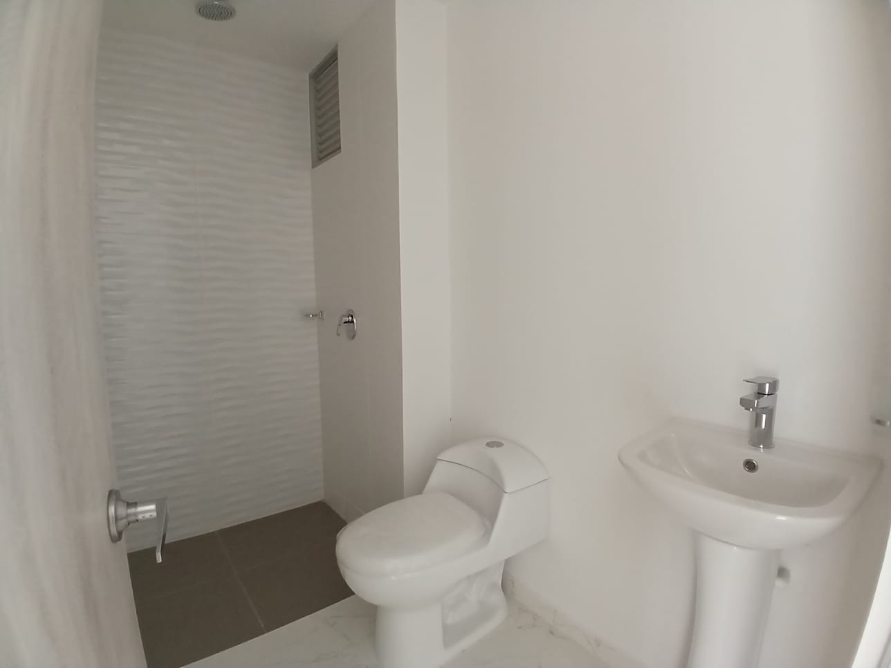 Apartamento en venta en Aeropuerto, Pereira · foto 8 de 9