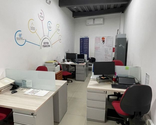 Bodega en venta en Entre Amigos, Sabaneta, 1320 m² · foto 3 de 20