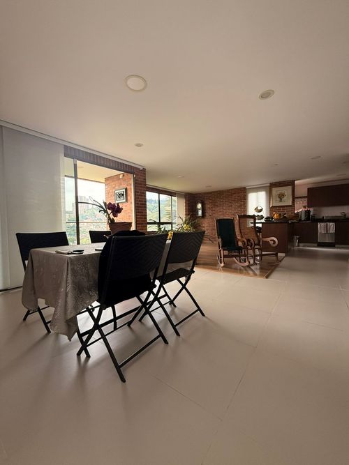 Casa de 2 alcobas en venta en San Jose, Sabaneta, 266 m² · foto 4 de 17