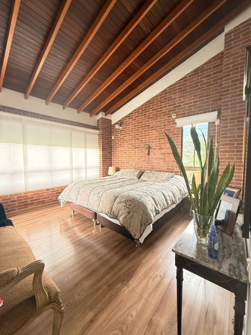 Casa de 2 alcobas en venta en San Jose, Sabaneta, 266 m² · foto 9 de 17