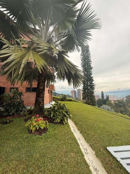 Casa de 2 alcobas en venta en San Jose, Sabaneta, 266 m² · foto 3 de 17