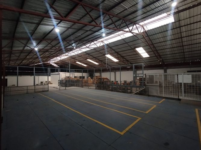 Bodega en arriendo en La Romelia, Dosquebradas, 1205 m² · foto 4 de 7