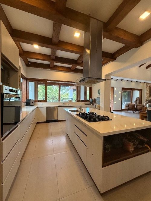 Casa de 4 alcobas en venta en Llano Grande, Rionegro · foto 12 de 24