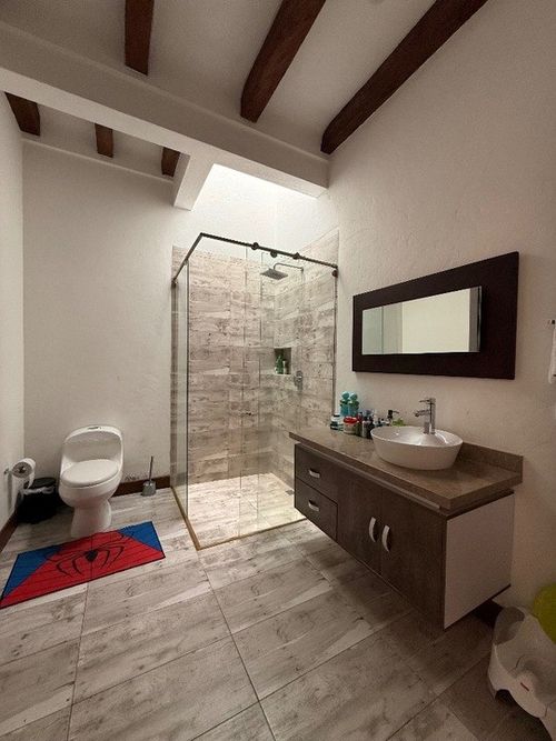Casa de 4 alcobas en venta en Llano Grande, Rionegro · foto 24 de 24