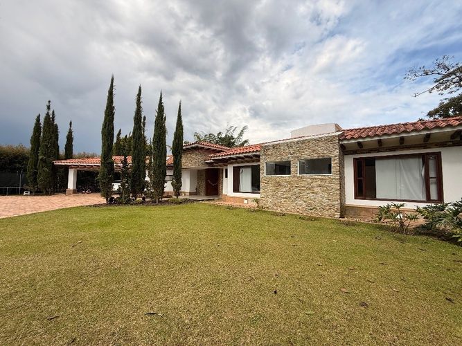 Casa de 4 alcobas en venta en Llano Grande, Rionegro · foto 6 de 24