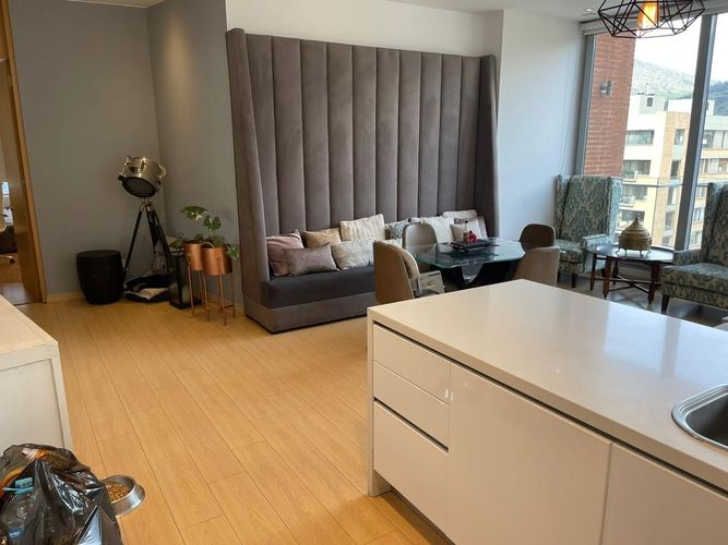 Apartamento de 2 alcobas en arriendo en Chico Norte, Bogotá, 160 m² · foto 3 de 24