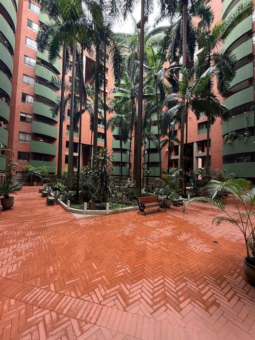 Apartamento de 3 alcobas en venta en Chipichape, Cali, 136 m² · foto 17 de 17