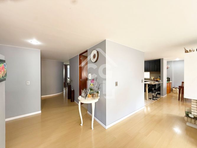 Apartamento de 3 alcobas en venta en Colina Campestre, Bogotá, 148 m² · foto 7 de 24