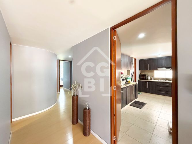 Apartamento de 3 alcobas en venta en Colina Campestre, Bogotá, 148 m² · foto 11 de 24