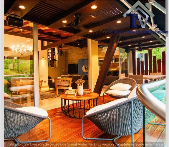 Casa de 4 alcobas en venta en Cabecera Del Llano, Bucaramanga, 500 m² · foto 2 de 11