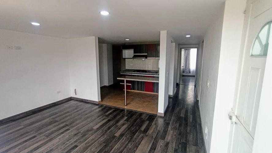 Edificio en venta en 20 De Julio Sector I, Chía, 255 m² · foto 3 de 16