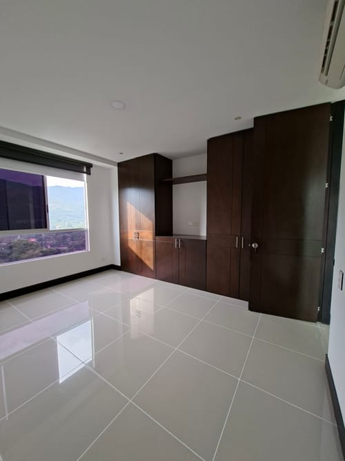 Apartamento de 4 alcobas en venta en El Peñon, Cali, 216 m² · foto 6 de 9