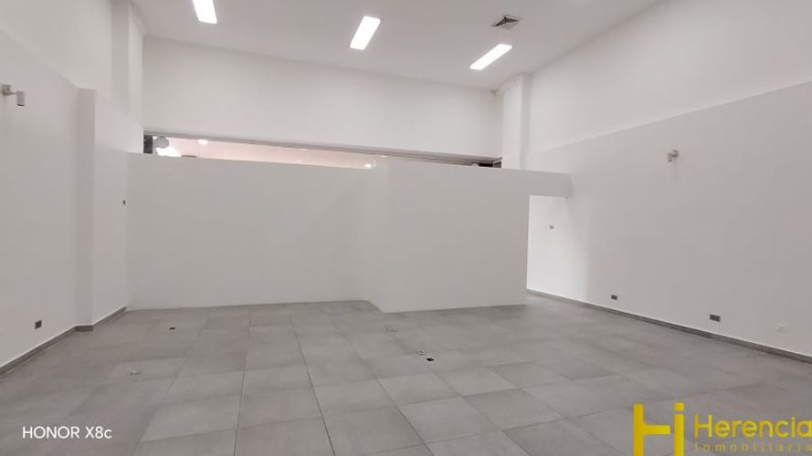 Local en arriendo en Colombia, Medellín, 160 m² · foto 7 de 18
