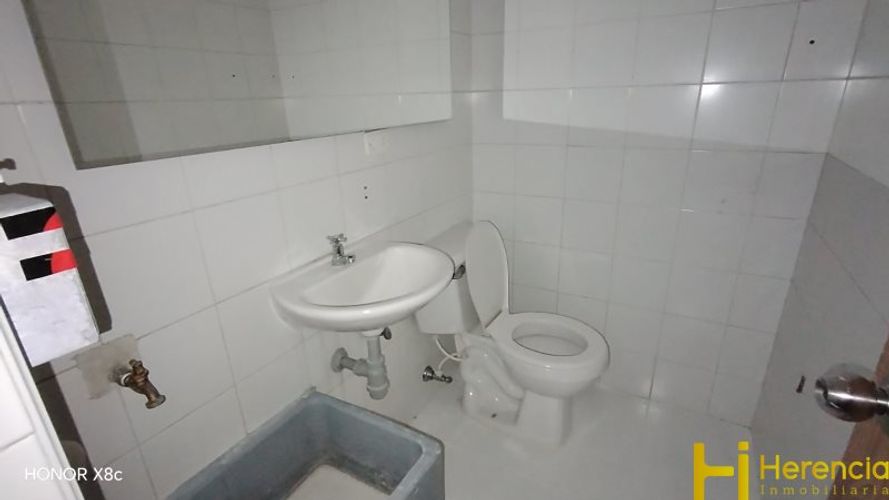 Local en arriendo en Colombia, Medellín, 160 m² · foto 11 de 18