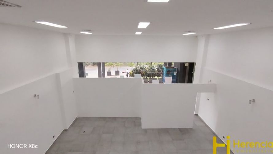 Local en arriendo en Colombia, Medellín, 160 m² · foto 14 de 18