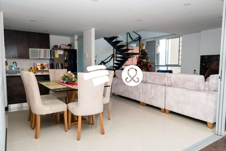 Apartamento de 3 alcobas en venta en Lalinde, Medellín, 13 m² · foto 3 de 18