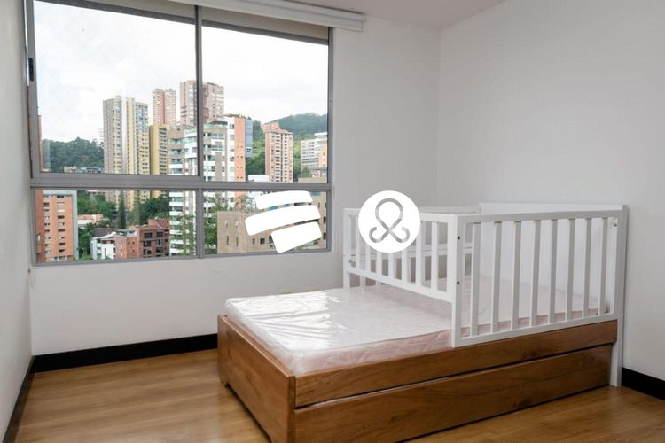 Apartamento de 3 alcobas en venta en Lalinde, Medellín, 13 m² · foto 14 de 18