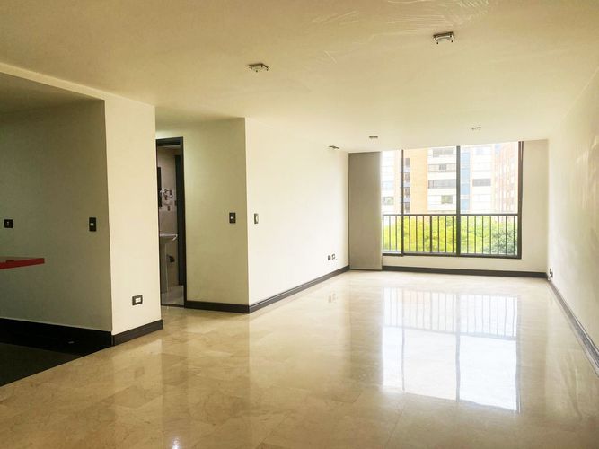 Apartamento de 3 alcobas en venta en Lalinde, Medellín, 116 m² · foto 15 de 16
