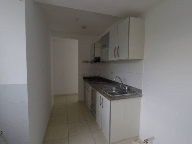 Apartamento de 3 alcobas en venta en Castilla La Nueva, Montería, 84 m² · foto 3 de 10
