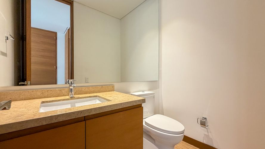 Apartamento de 3 alcobas en venta en Santa Barbara Alta, Bogotá, 286 m² · foto 11 de 22