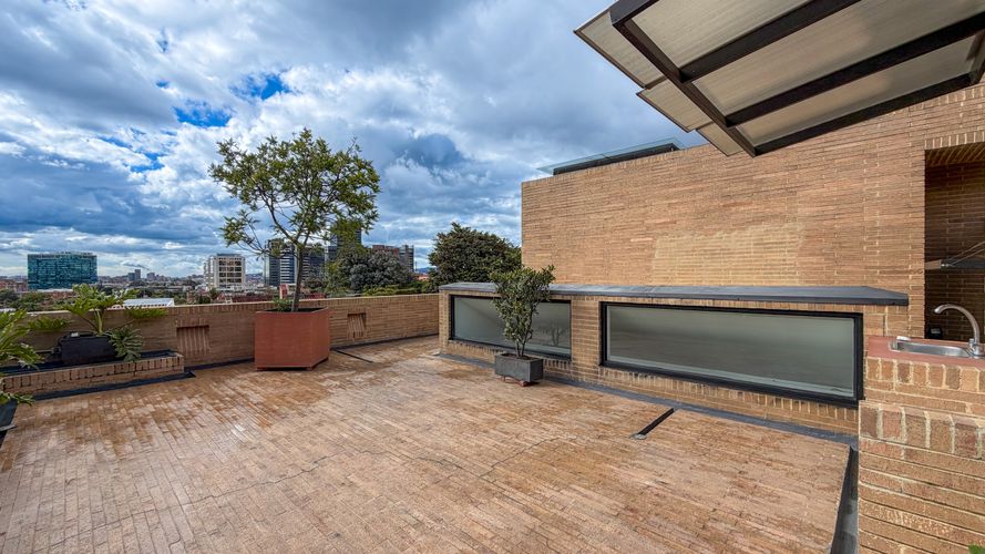 Apartamento de 3 alcobas en venta en Santa Barbara Alta, Bogotá, 286 m² · foto 18 de 22