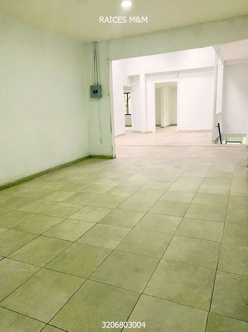 Local en arriendo en Sector Lago Uribe, Pereira, 300 m² · foto 4 de 7