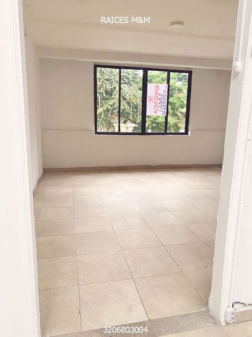 Local en arriendo en Sector Lago Uribe, Pereira, 300 m² · foto 5 de 7