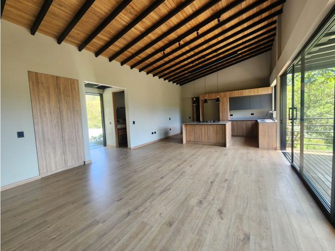 Finca en venta en El Retiro, 230 m² · foto 3 de 19