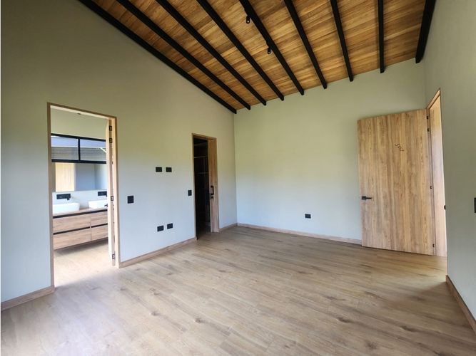 Finca en venta en El Retiro, 230 m² · foto 10 de 19