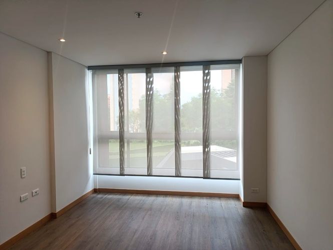 Apartamento de 2 alcobas en arriendo en El Poblado, Medellín, 87 m² · foto 5 de 19
