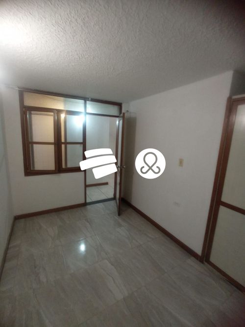 Casa en venta en Engativá, Bogotá · foto 12 de 24