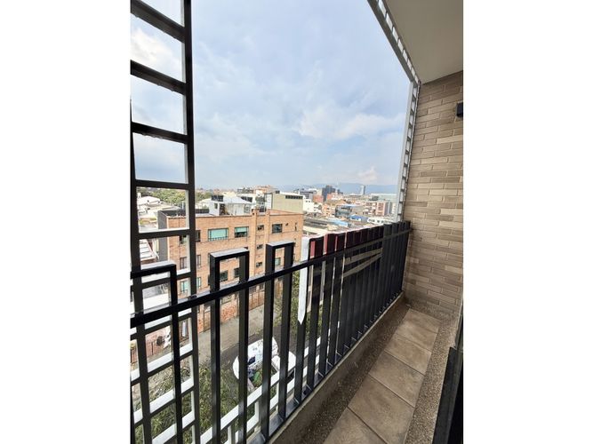 Apartaestudio en venta en La Castellana, Bogotá, 25 m² · foto 2 de 10