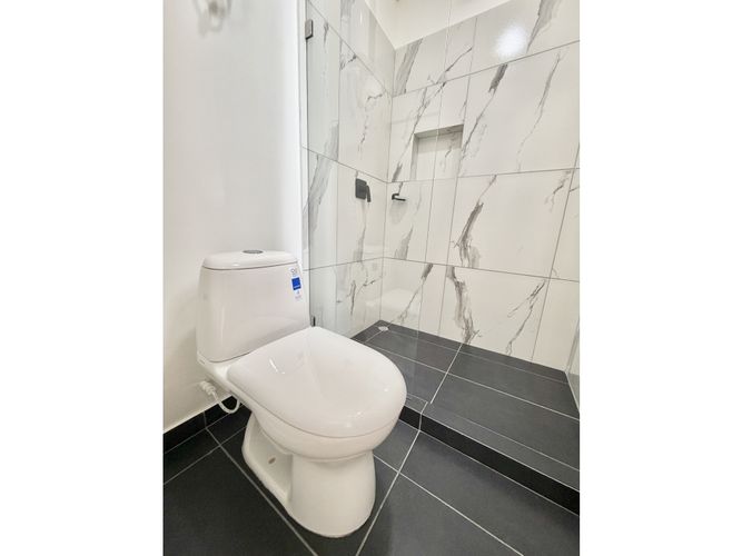 Apartaestudio en venta en La Castellana, Bogotá, 25 m² · foto 7 de 10
