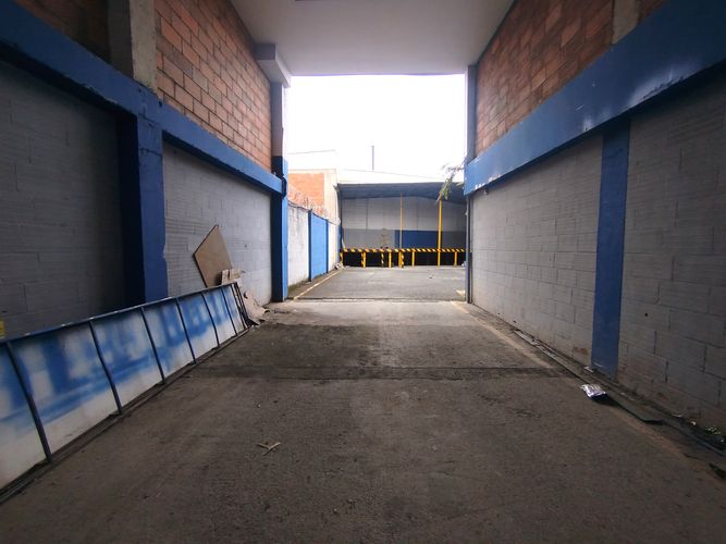 Bodega en arriendo en La Badea, Dosquebradas, 320 m² · foto 6 de 12