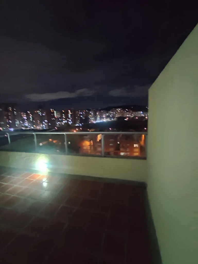 Apartamento en venta en Cantalejo, Bogotá · foto 2 de 24