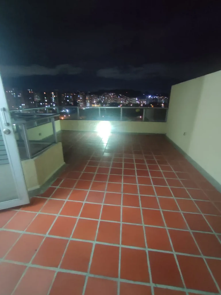 Apartamento en venta en Cantalejo, Bogotá · foto 3 de 24