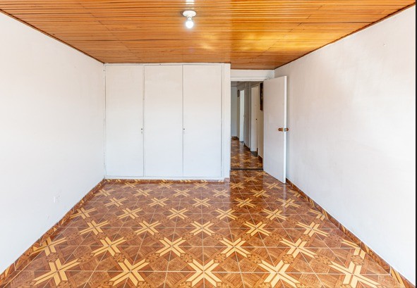Casa en venta en Barrios Unidos, Bogotá · foto 11 de 23