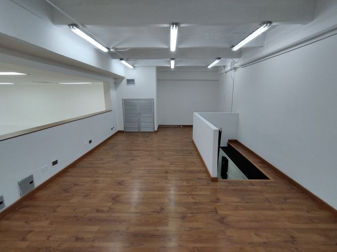 Local en arriendo en Colombia, Medellín, 147 m² · foto 8 de 11