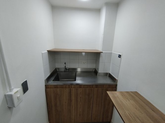 Local en arriendo en Colombia, Medellín, 147 m² · foto 9 de 11