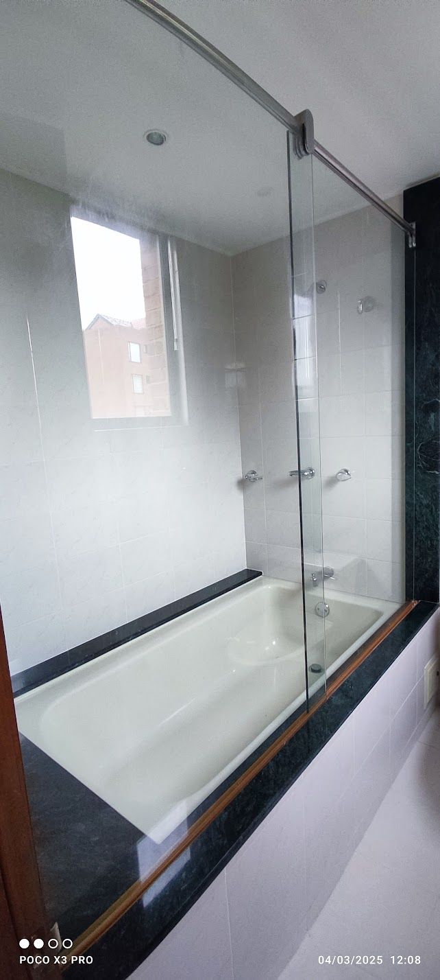 Casa en venta en Cerros De Suba, Bogotá · foto 8 de 20