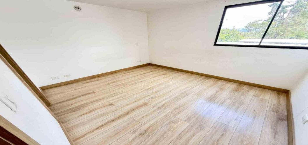 Apartamento de 3 alcobas en venta en La Ceja, 71 m² · foto 5 de 18