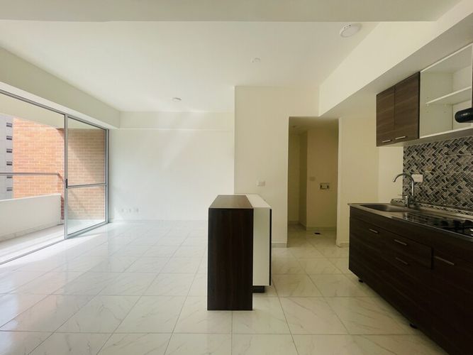 Apartamento de 2 alcobas en venta en Bellavista, Bello, 64 m² · foto 2 de 17
