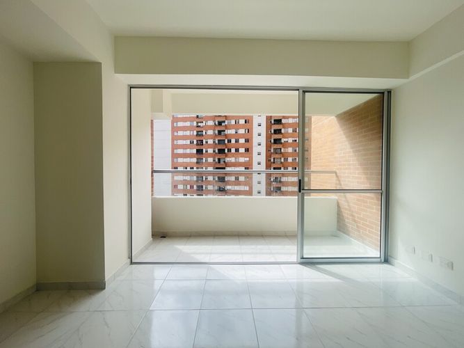 Apartamento de 2 alcobas en venta en Bellavista, Bello, 64 m² · foto 3 de 17